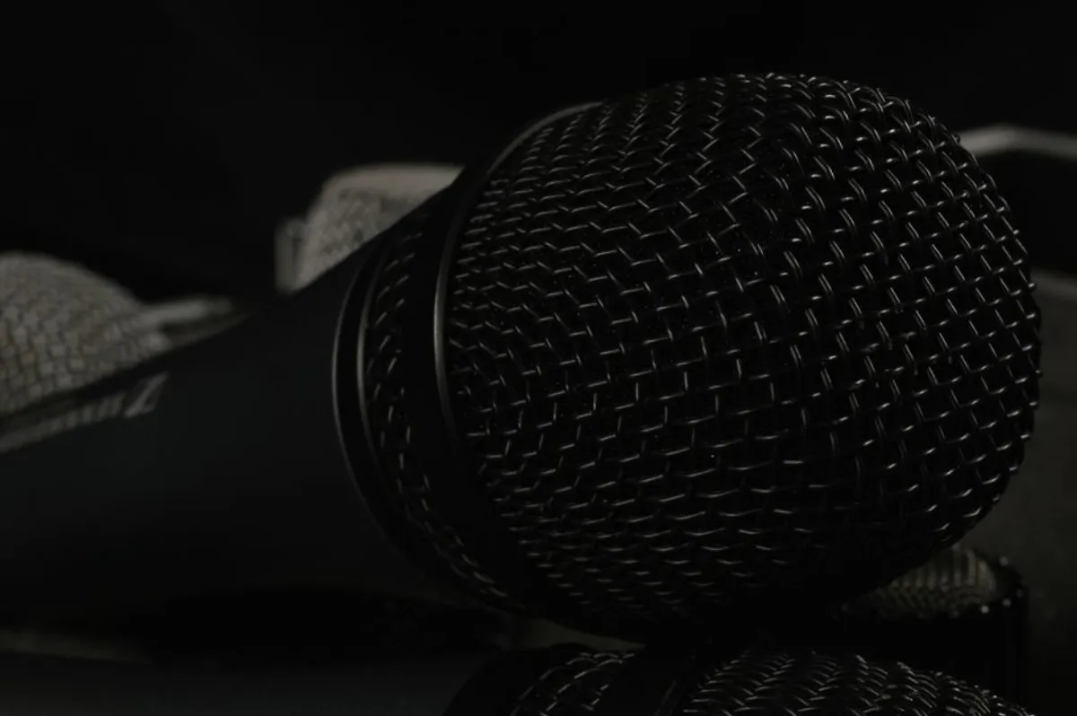 microphone audio
