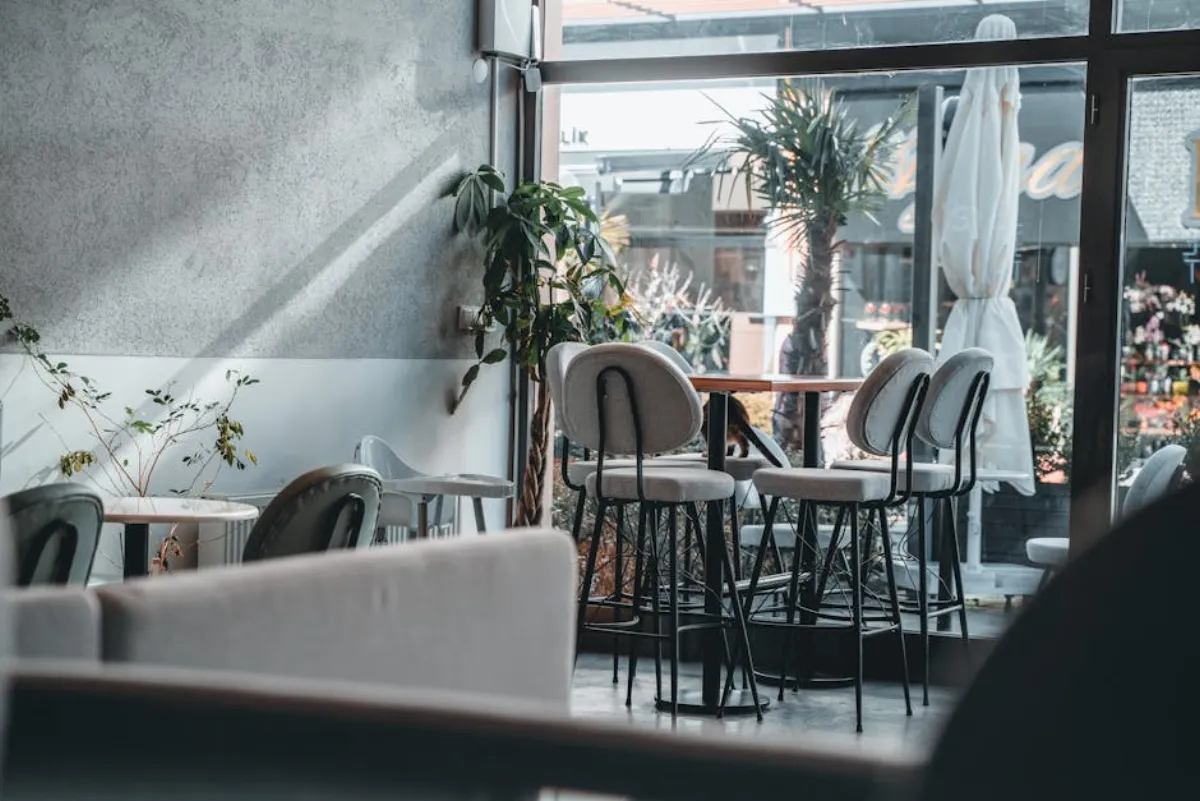 trendy cafe