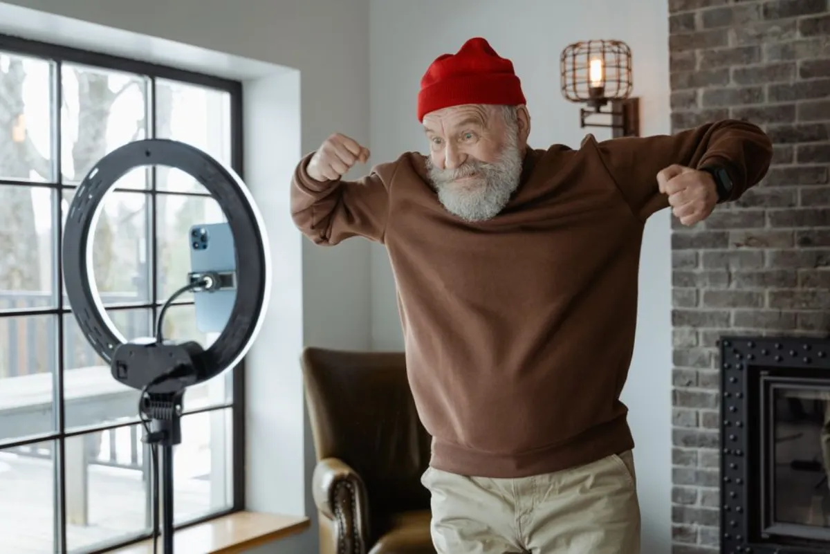 elderly influencer